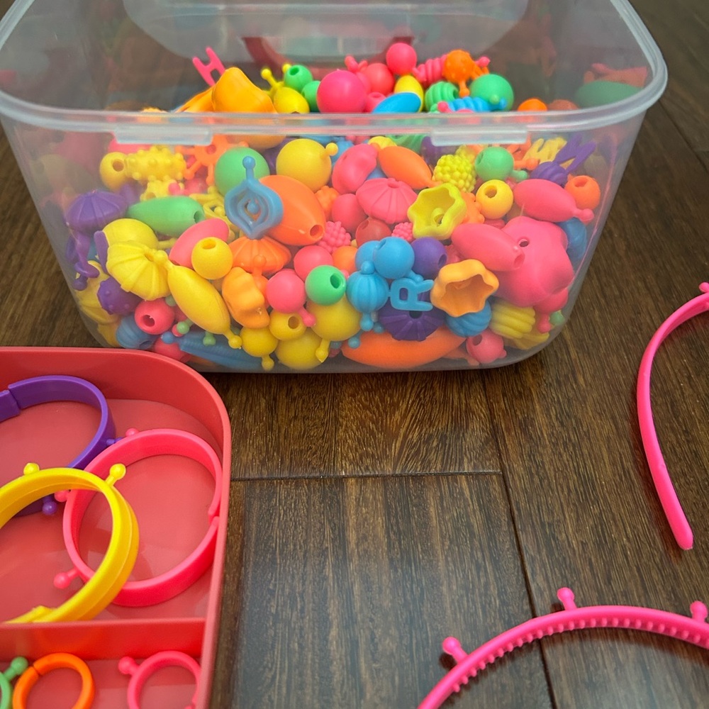 EUC Kids Bead Bracelet & Headband Craft Kit - Picture 2 of 5